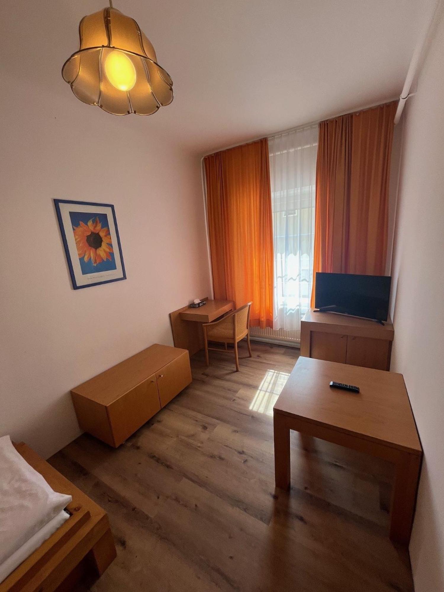 City Hotel Post 16 Braunau am Inn Ngoại thất bức ảnh